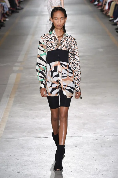 Look 31